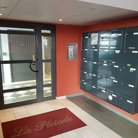 La Pleiade Apartment *